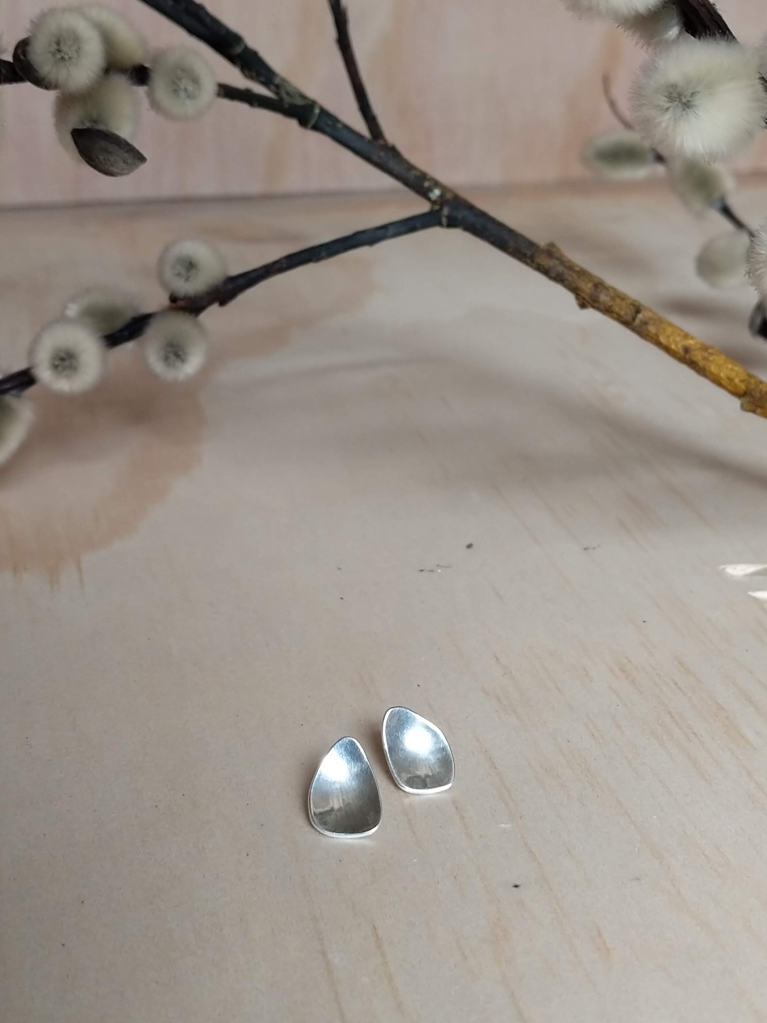 Silver Pebble Studs (lg)